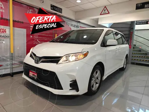 Toyota Sienna LE 3.5L usado (2019) color Plata financiado en mensualidades(enganche $82,522 mensualidades desde $8,141)