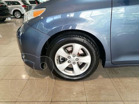 Toyota Sienna XLE Piel usado (2015) color Azul precio $329,000