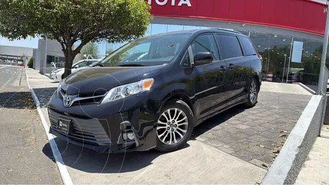 Toyota Sienna XLE 3.5L usado (2019) color Negro financiado en mensualidades(enganche $134,106 mensualidades desde $14,271)