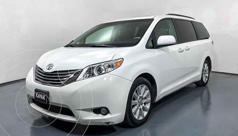 foto Toyota Sienna XLE 3.3L Piel usado (2012) precio $242,999