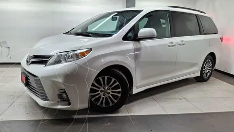 Toyota Sienna XLE usado (2020) color Blanco financiado en mensualidades(enganche $113,300 mensualidades desde $11,177)
