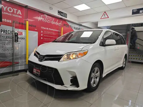 Toyota Sienna LE usado (2020) color Blanco financiado en mensualidades(enganche $103,202 mensualidades desde $10,181)