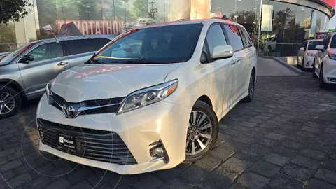 Toyota Sienna Limited usado (2020) color Blanco precio $628,000