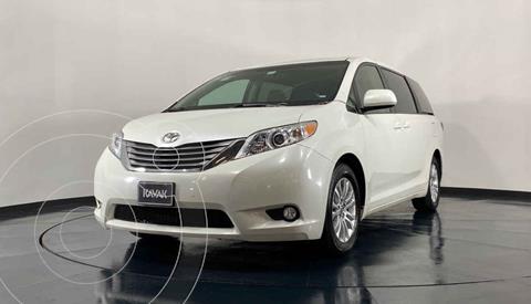 foto Toyota Sienna XLE 3.5L usado (2015) color Beige precio $332,999