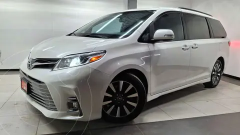 Toyota Sienna Limited usado (2020) color Blanco precio $590,000