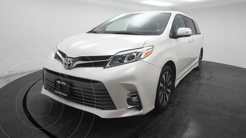 Toyota Sienna Limited 3.5L usado (2019) color Blanco precio $758,000