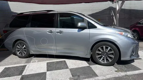 Toyota Sienna XLE 3.5L Piel usado (2019) color plateado financiado en mensualidades(enganche $179,740 mensualidades desde $7,722)