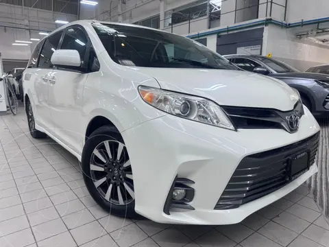 Toyota Sienna XLE 3.5L Piel usado (2018) color Blanco precio $430,000