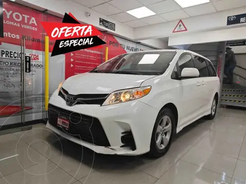 Toyota Sienna LE usado (2020) color Blanco precio $415,100