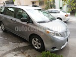 foto Toyota Sienna CE 3.5L usado (2011) color Plata precio $180,000