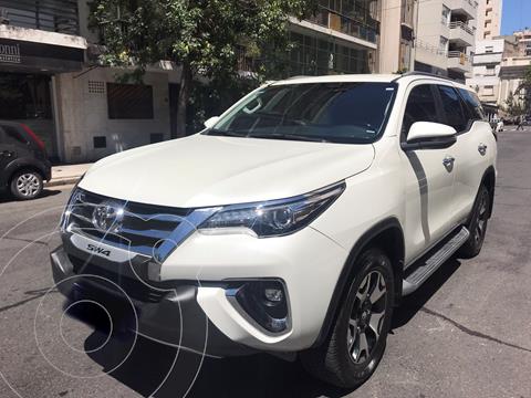 Toyota SW4 Diamond 7 Pas Aut usado (2018) color Blanco Perla precio u$s49.900