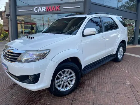Toyota SW4 HILUX SW4 TDI  SRV            L/12 usado (2015) color Blanco precio u$s27.000