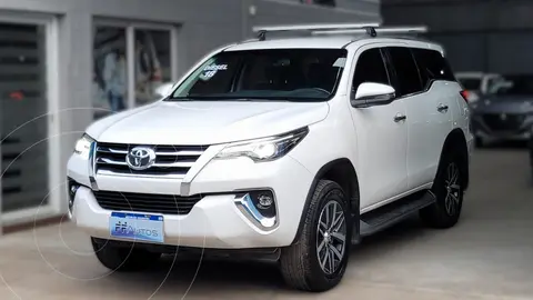 Toyota SW4 HILUX SW4 TDI SRX             L/16 usado (2018) color Blanco precio $44.899.000