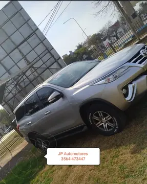 Toyota SW4 SR 5 Pas usado (2017) color Gris precio u$s32.000