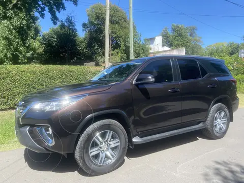 Toyota SW4 SR 5 Pas usado (2018) color Marron precio u$s34.000