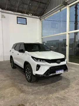 Toyota SW4 Diamond II 2.8 TDi 7A Aut usado (2026) color Blanco precio $93.000.000