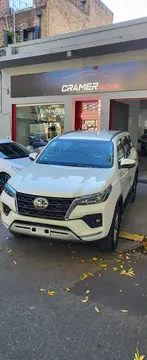 Toyota SW4 SRX 2.8 TDi 7A Aut usado (2023) color Blanco precio u$s56.900