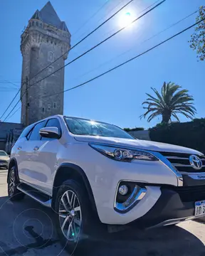 Toyota SW4 SRX 7 Pas Aut usado (2017) color Blanco precio u$s38.000