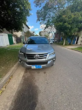 Toyota SW4 SRX 2.8 TDi 7A Aut usado (2016) color Plata precio u$s29.000