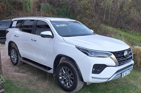 Toyota SW4 SRX 2.8 TDi 7A Aut usado (2021) color Blanco precio u$s40.000