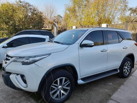 Toyota SW4 SRX 7 Pas Aut usado (2017) color Blanco financiado en cuotas(anticipo u$s28.800)