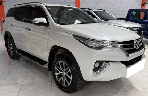 Toyota SW4 SRX 7 Pas Aut usado (2017) color Blanco precio $55.000.000