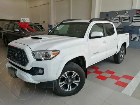 Toyota Tacoma TRD Sport usado (2018) color Blanco precio $630,000