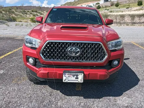 Toyota Tacoma TRD Sport 4x4 usado (2019) color Rojo precio $560,000