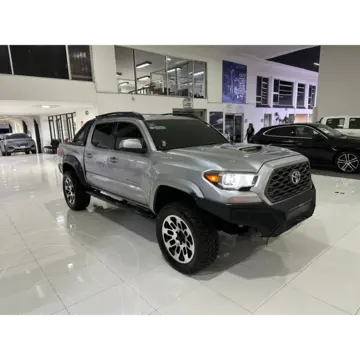 Toyota Tacoma Edicion Especial 4x4 usado (2022) color Gris precio $650,000