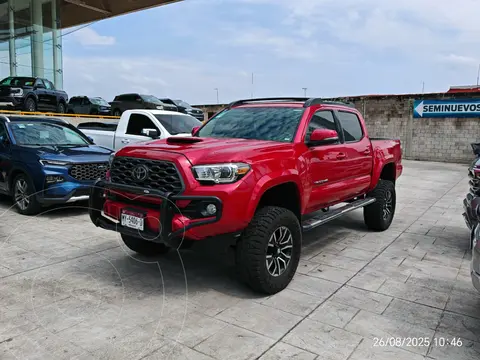 Toyota Tacoma TRD Sport usado (2019) color Rojo Vivo precio $698,000