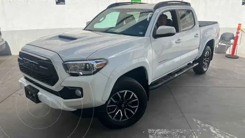 Toyota Tacoma Edicion Especial 4x4 usado (2023) color Blanco precio $829,000