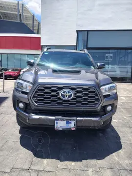 Toyota Tacoma Edicion Especial 4x4 usado (2022) color Gris precio $808,000