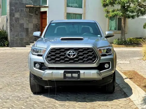 foto Toyota Tacoma Sport 4x4 usado (2022) color Plata precio $758,000