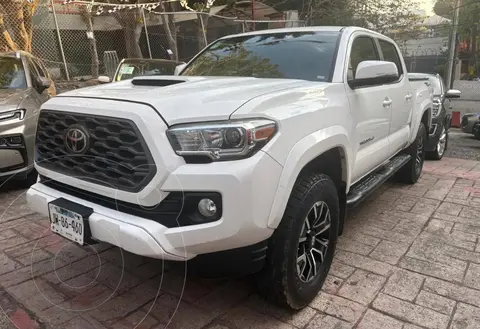 Toyota Tacoma TRD Sport usado (2020) color Blanco precio $589,000