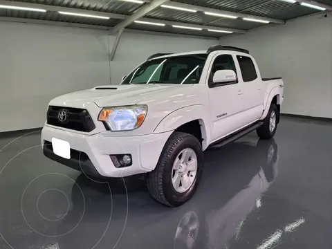 Toyota Tacoma TRD Sport usado (2015) color Blanco precio $398,000