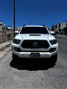 Toyota Tacoma TRD Sport 4x4 usado (2019) color Blanco precio $599,000