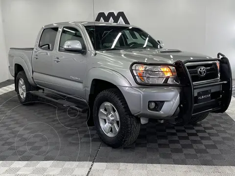 Toyota Tacoma TRD Sport 4x4 usado (2014) color plateado precio $337,999