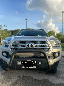 Toyota Tacoma TRD Sport usado (2016) color Plata precio $535,000