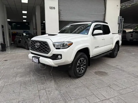 Toyota Tacoma Sport 4x4 usado (2022) color Blanco precio $716,900