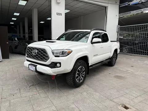 Toyota Tacoma Edicion Especial 4x4 usado (2023) color Blanco financiado en mensualidades(enganche $164,000 mensualidades desde $25,834)