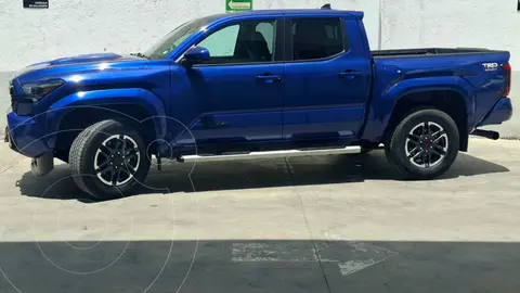 Toyota Tacoma TRD Sport 4x2 usado (2025) color Azul precio $873,668