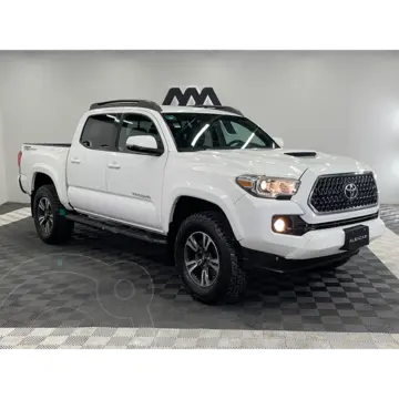Toyota Tacoma TRD Sport 4x4 usado (2019) color Blanco precio $547,999