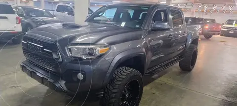 Toyota Tacoma TRD Sport usado (2017) color Gris precio $580,000