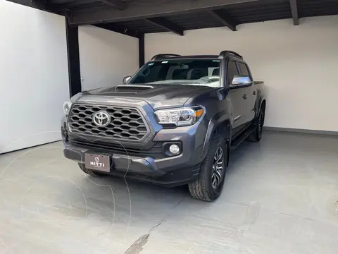 Toyota Tacoma Sport 4x2 usado (2023) color Gris precio $779,000