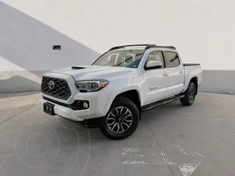 Toyota Tacoma Edicion Especial 4x4 usado (2023) color Blanco precio $779,000