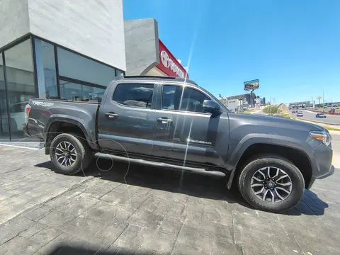 Toyota Tacoma Edicion Especial 4x4 usado (2022) color Gris precio $818,000
