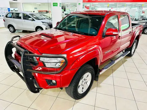 Toyota Tacoma TRD Sport 4x4 usado (2015) color Rojo precio $537,000