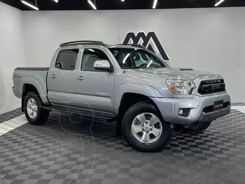 Toyota Tacoma TRD Sport usado (2014) color plateado precio $399,900