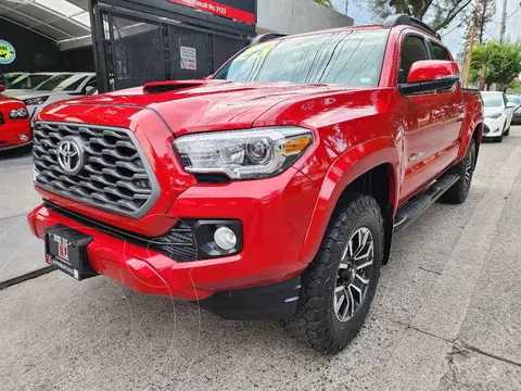 Toyota Tacoma Edicion Especial 4x4 usado (2023) color Rojo financiado en mensualidades(enganche $266,668 mensualidades desde $16,578)