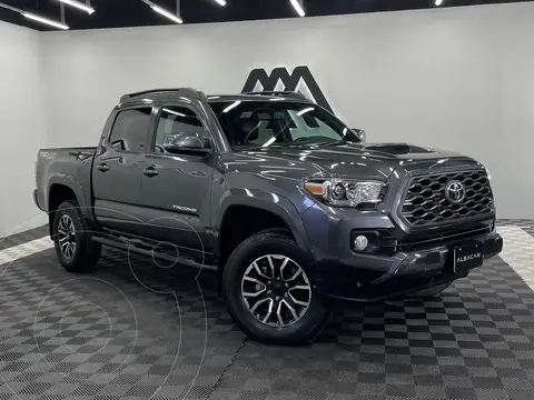 Toyota Tacoma Edicion Especial 4x4 usado (2023) color Gris precio $819,900